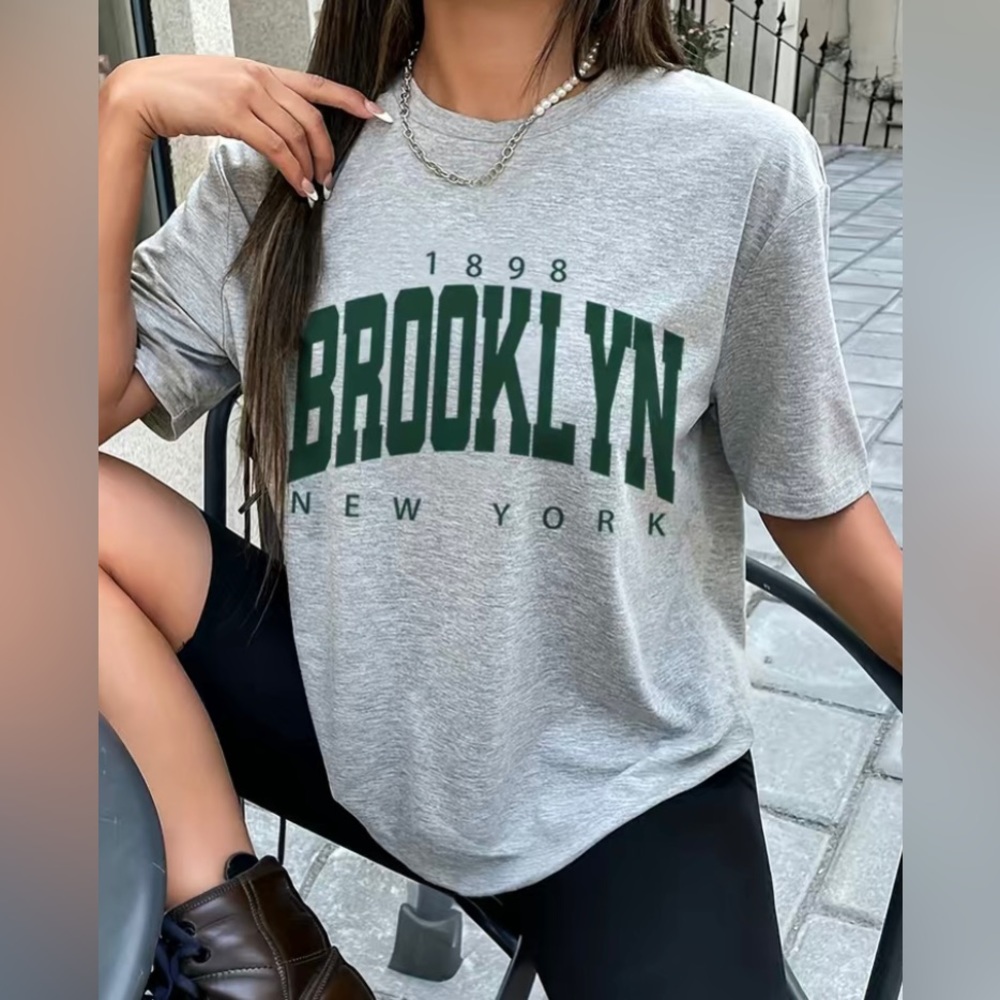 Unisex S/M Gray Short Sleeve Shirt Brooklyn New York Mens Women’s Small NEW
